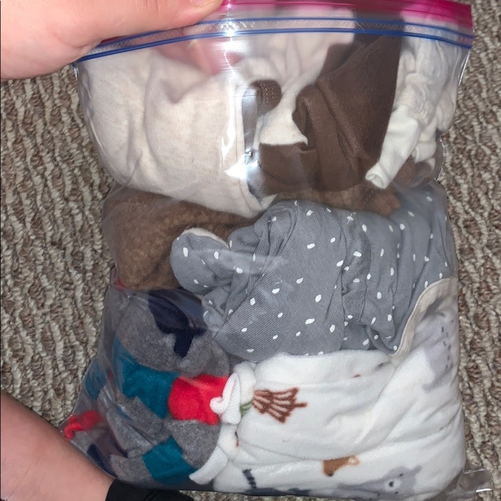 Various 3-6 pjs - Picture 3 of 3